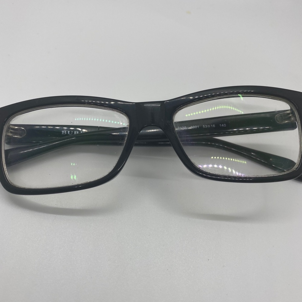 Burberry glasses crack on one arm ,good condition